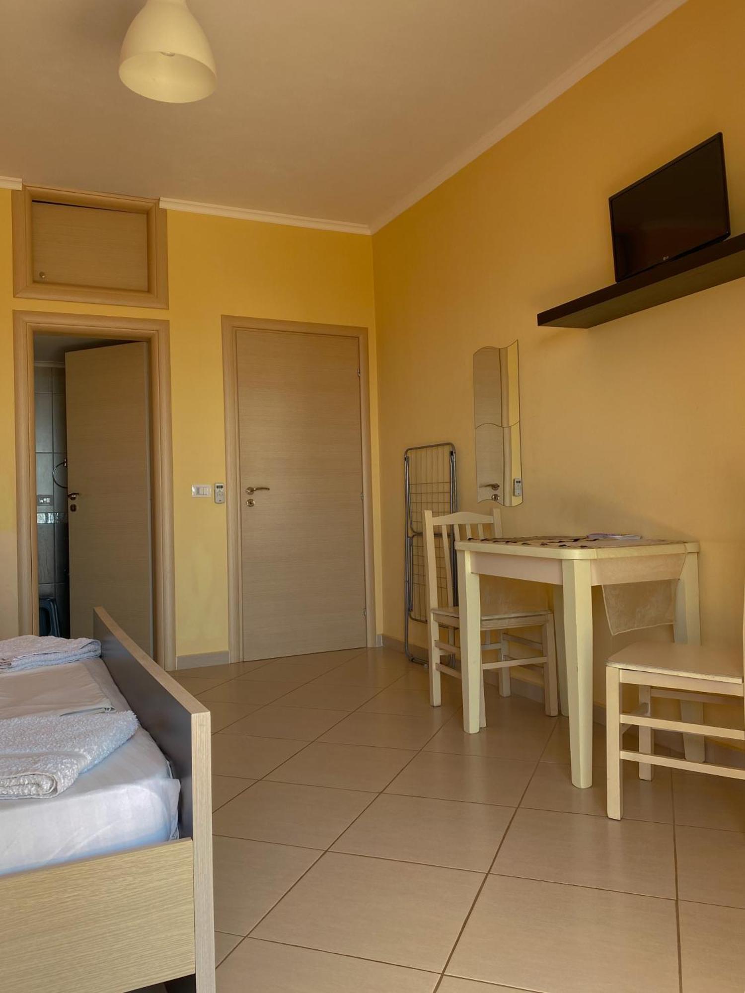 Dhori House Дермі Екстер'єр фото