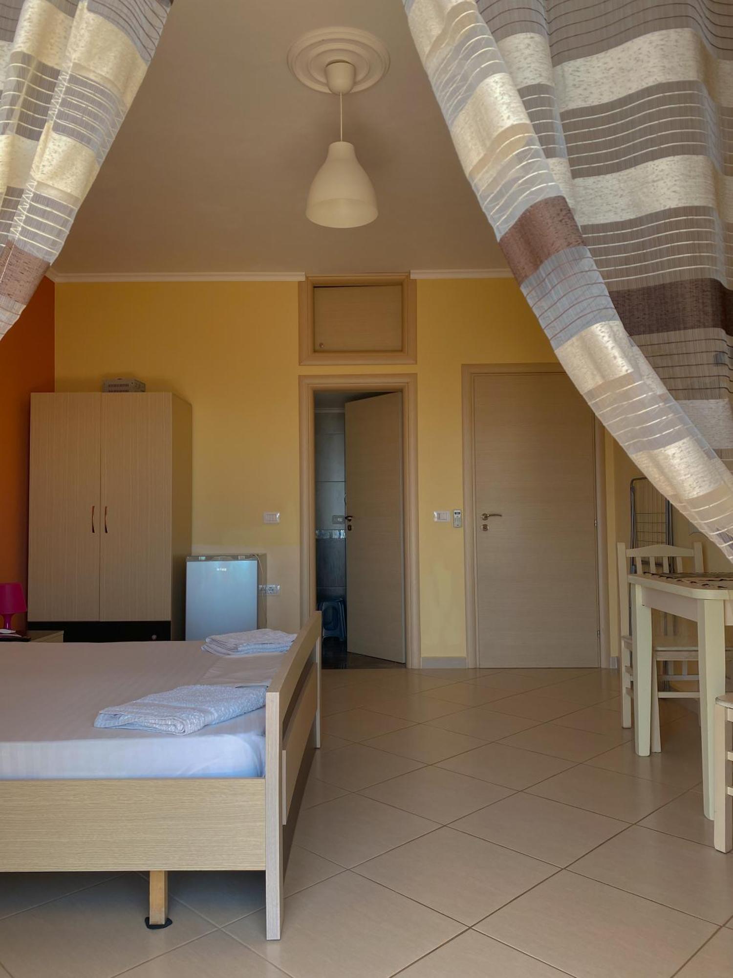 Dhori House Дермі Екстер'єр фото